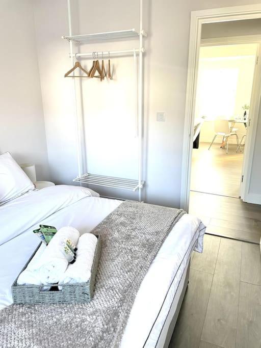 Ferienwohnung Royal Harbour Retreat Sea Views & Pool Table Ramsgate Exterior foto